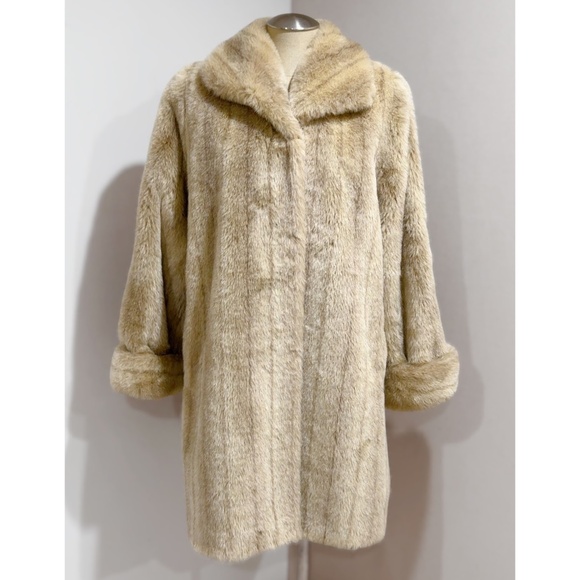 Alpine Studio Women's Beige/Tan Faux Fur Coat Size Small - Picture 4 of 9